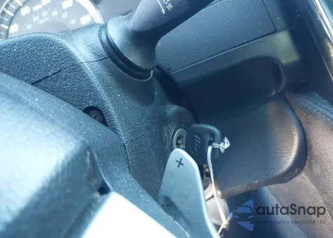 2014 Toyota Camry Se z USA, uszkodzony, nr VIN 4T1BF1FK6EU303513